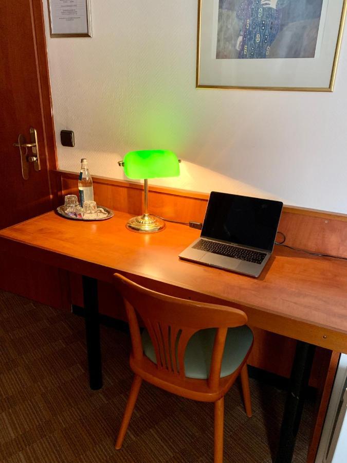 Gaestehaus Praesenzhof Bensheim Extérieur photo